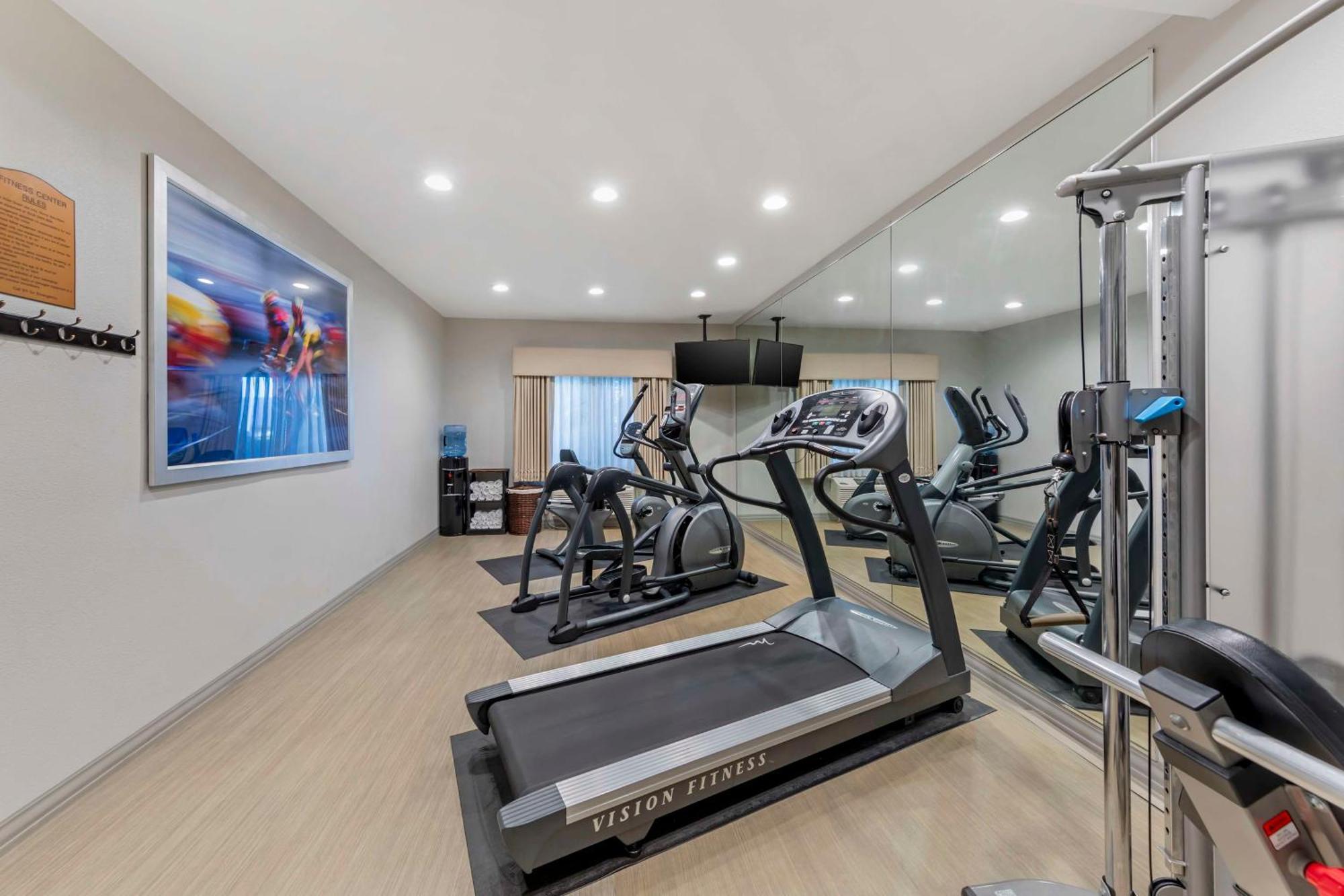 Best Western Plus Executive Inn Rowland Heights Exterior photo